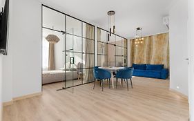 Sea Symphony 3-Bedrooms Apartment