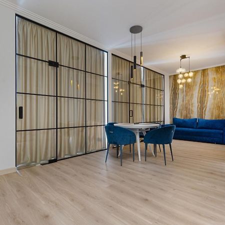 Sea Symphony 3-Bedrooms Apartment Одесса Экстерьер фото