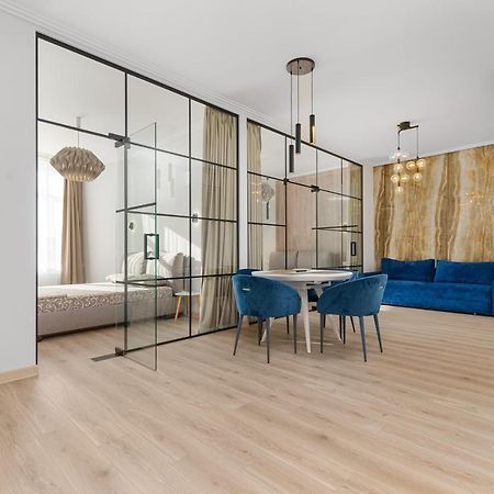Sea Symphony 3-Bedrooms Apartment Одесса Экстерьер фото