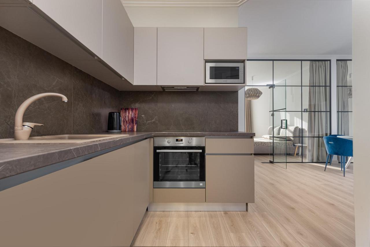 Sea Symphony 3-Bedrooms Apartment Одесса Экстерьер фото